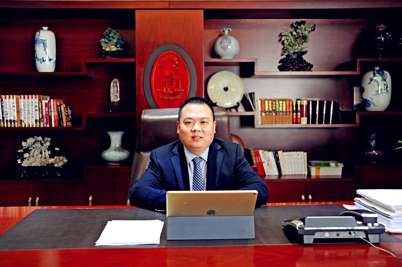 新時(shí)代，我們堅(jiān)定前行